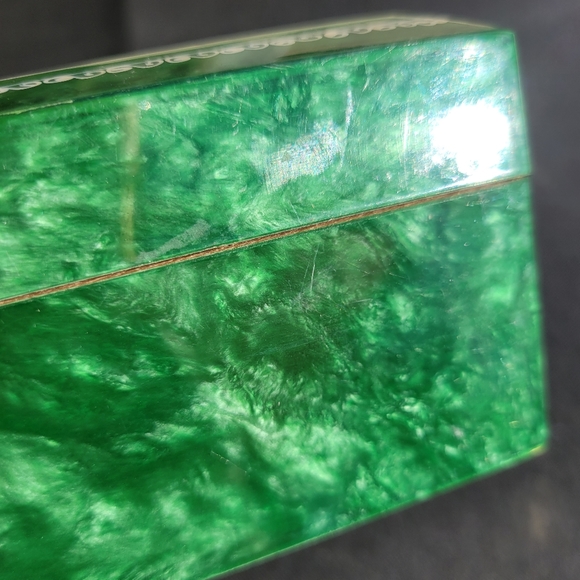 Russian Lacquered Trinket Box ~ Handpainted (?) ~ Pretty! - Picture 7 of 15